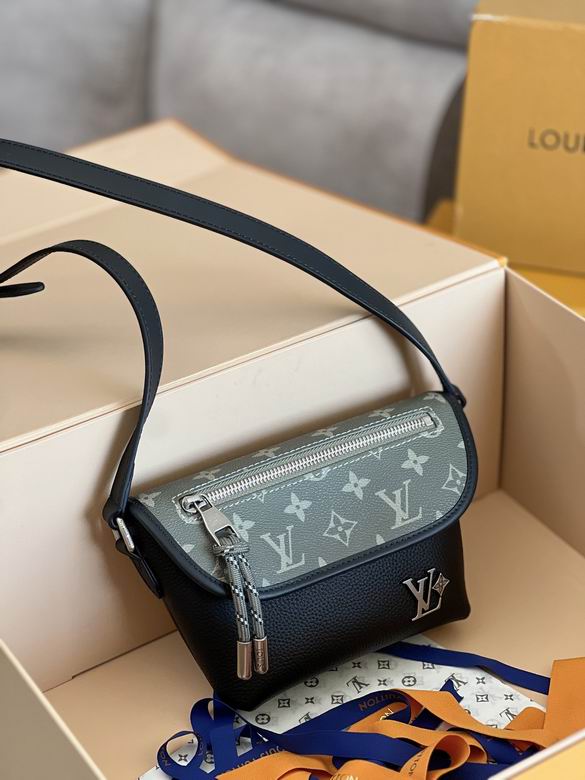 M12618 16X5X22.5cm WP 0