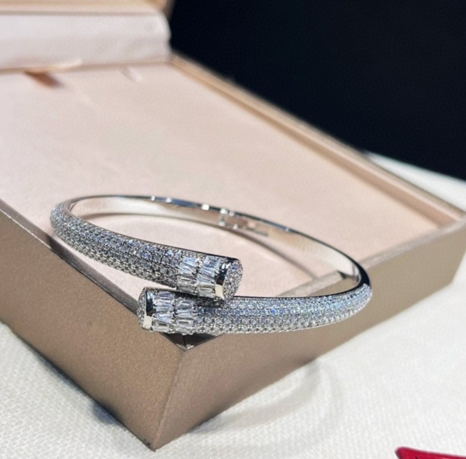 Cartier bracelet 03lyx77 (9)