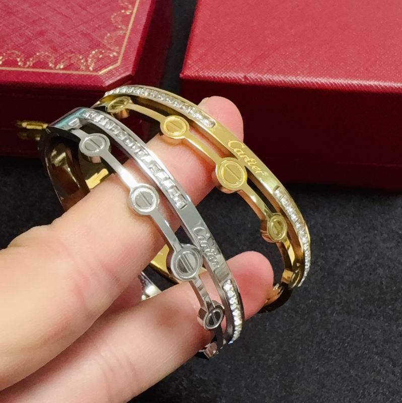 Cartier bracelet 05yxh13 (1)