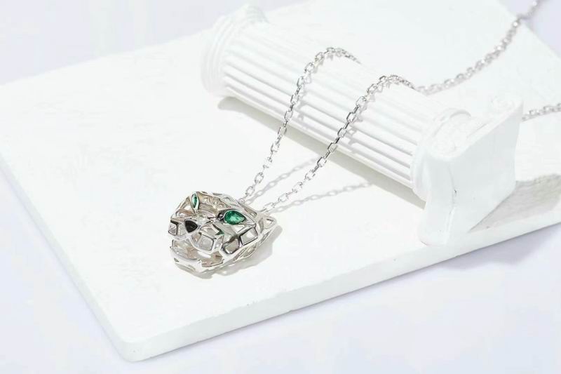 Cartier necklace 03lyx70 (5)