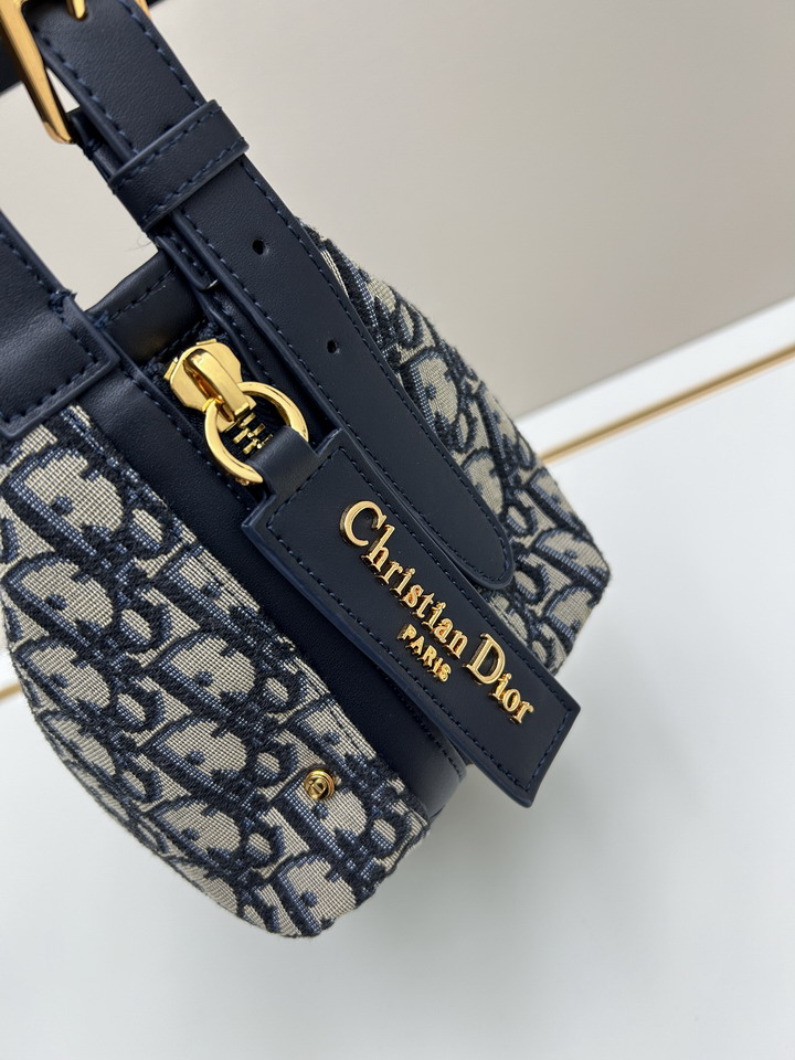 Dior journey 0339 23x14x16cm jj_1