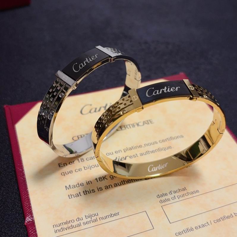 Cartier bracelet 05yxh09 (1)