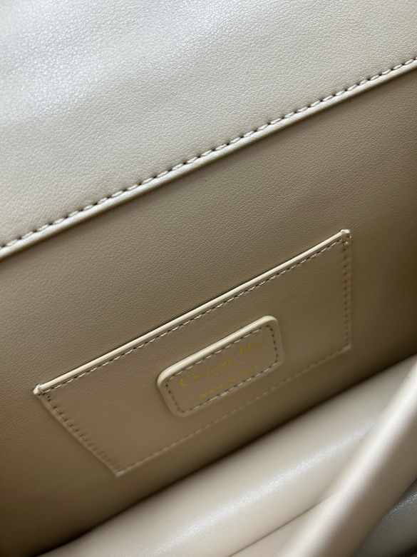 Dior 4401 25x16x9cm jj1_1