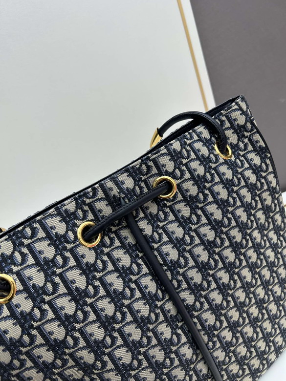 Dior 9867 35x31x5 5cm jj1_1