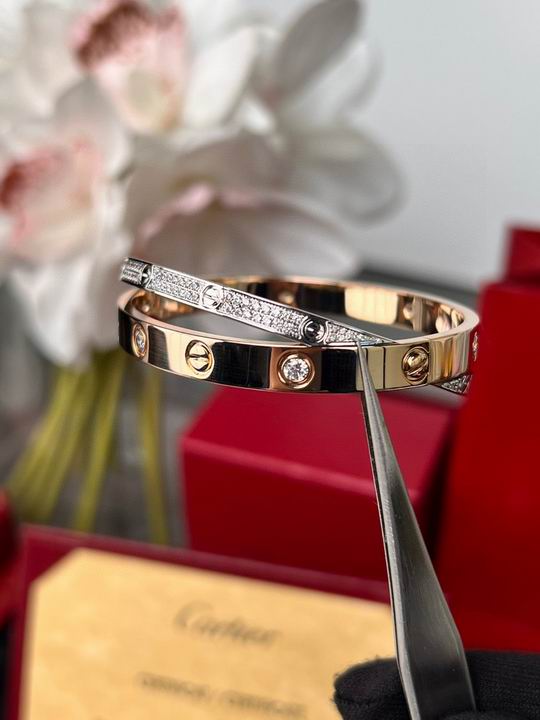 Cartier bracelet 11lyh211 (1)