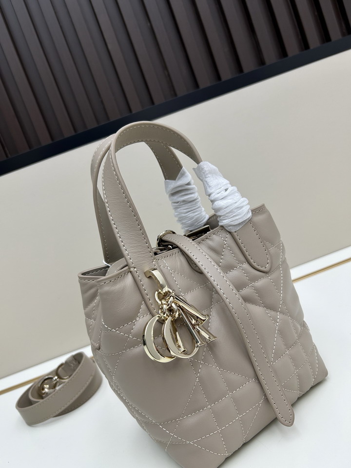 Dior Toujours 0328 13x12x8cm jj3_1