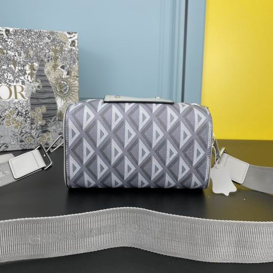 Dior Lingot 7019 22x10.5x12.5cm ww (1)