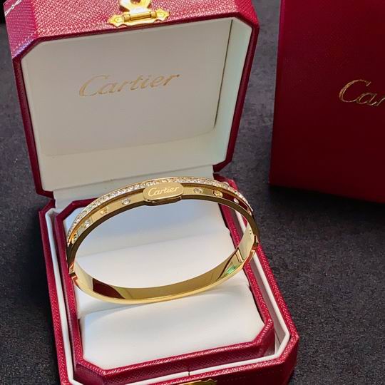 Cartier bracelet 12lyh226 (1)