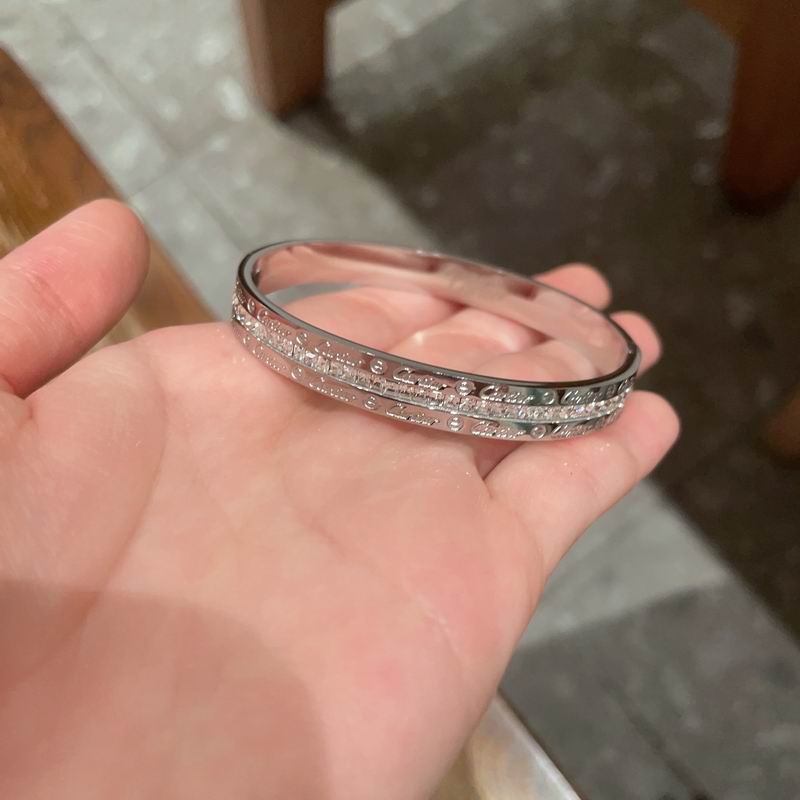 Cartier bracelet 06yxh10 (1)