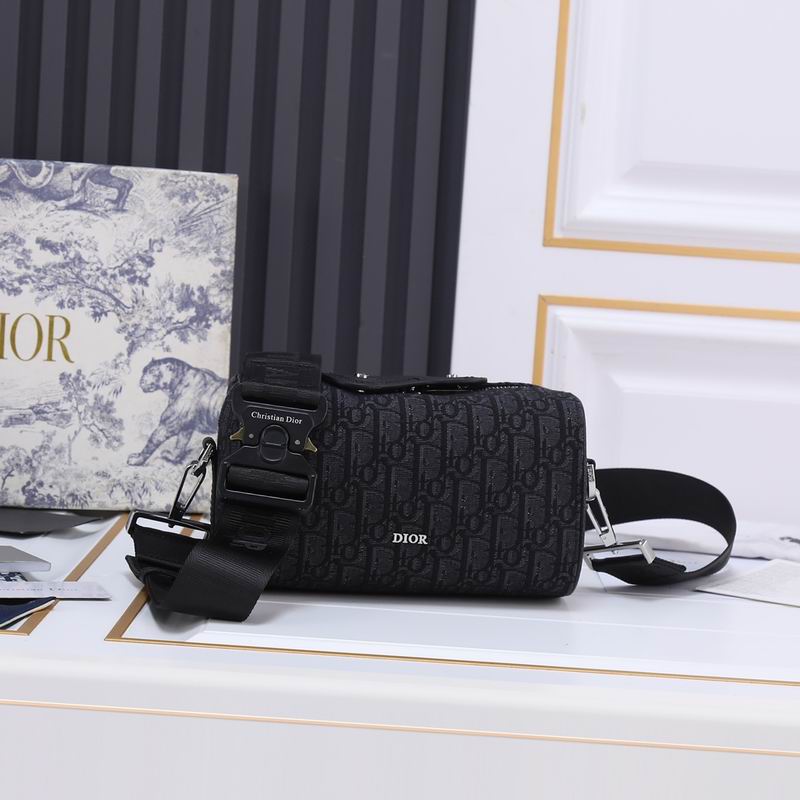 Dior Lingot 9933 21.5x11x12.5cm ww (1)