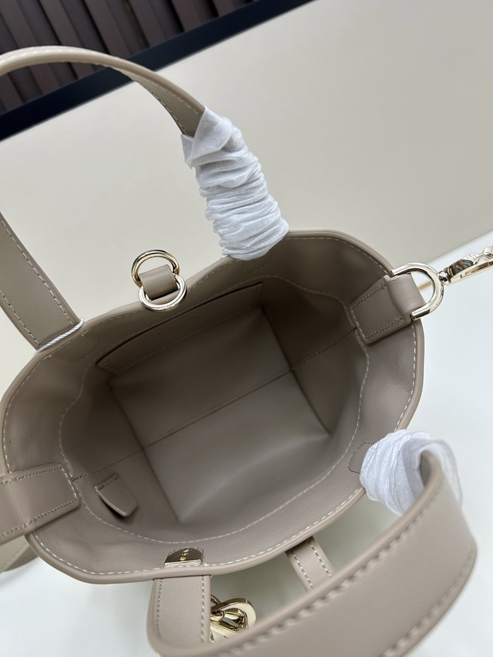 Dior Toujours 0328 13x12x8cm jj3_1
