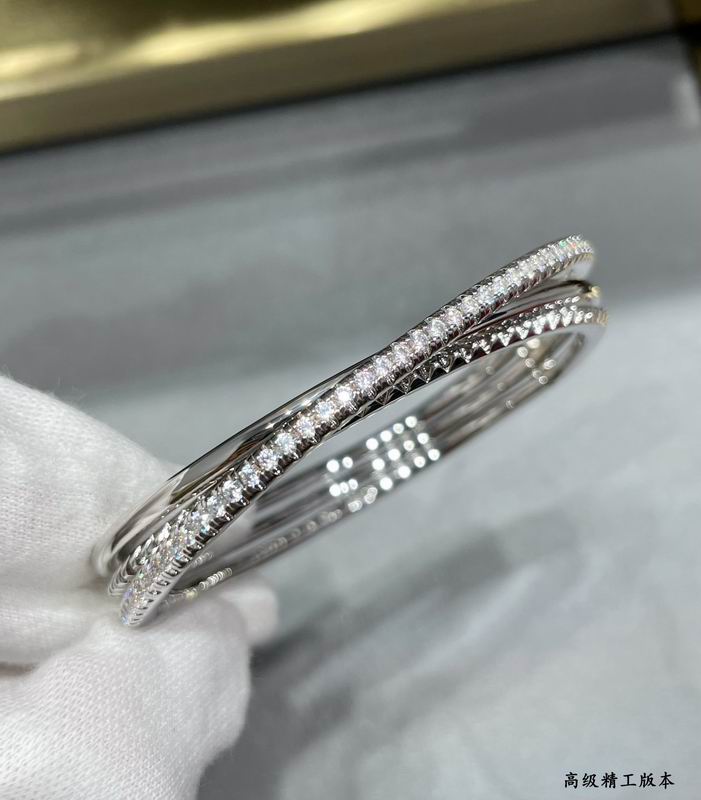 Cartier bracelet 03lyh237 (1)