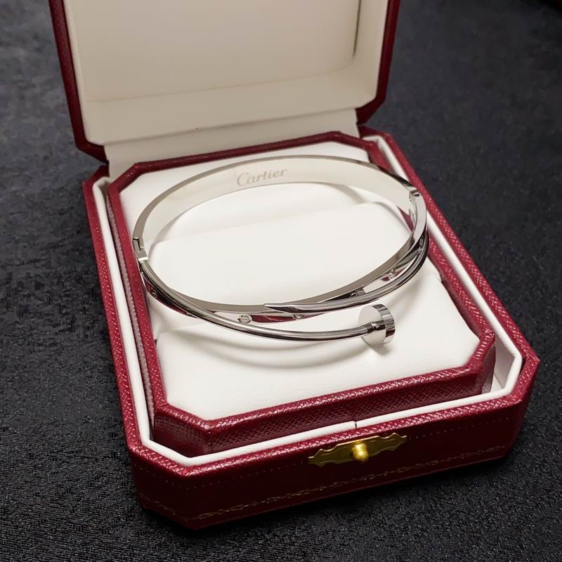 Cartier bracelet 09lyx1 (9)