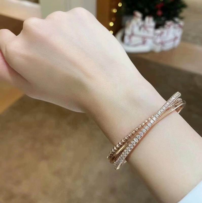 Cartier bracelet 03lyh237 (1)