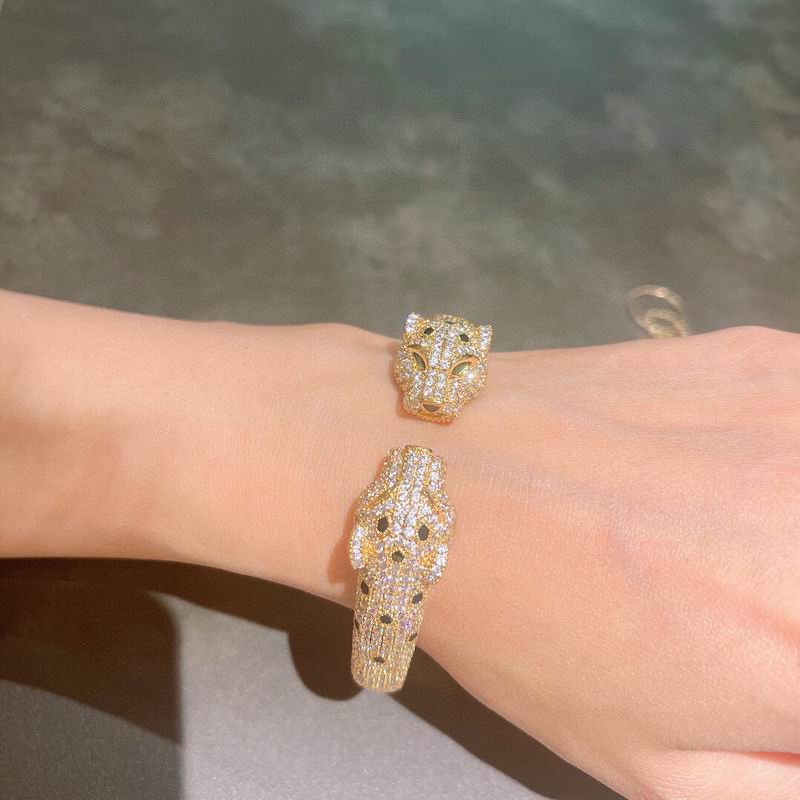 Cartier bracelet 06yxh02 (1)