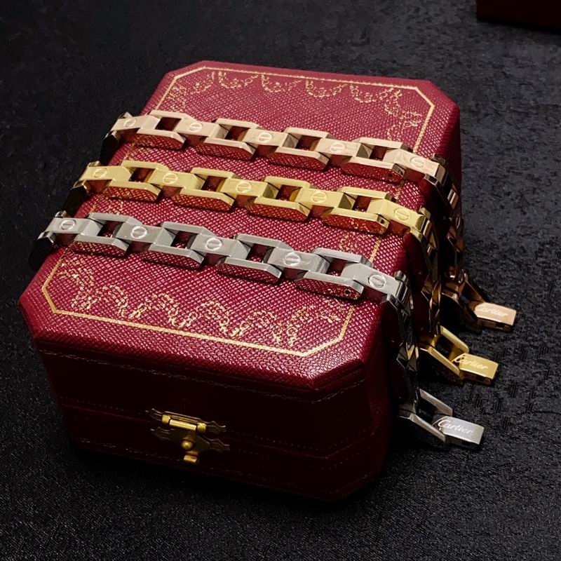 Cartier bracelet 01lyx52 (9)