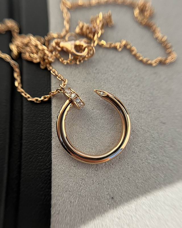 Cartier necklace 12lyx33 (18)