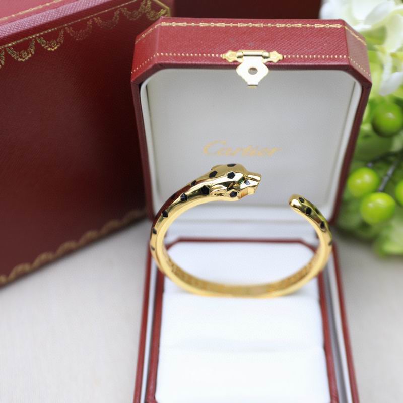 Cartier bracelet 06yxh04 (1)