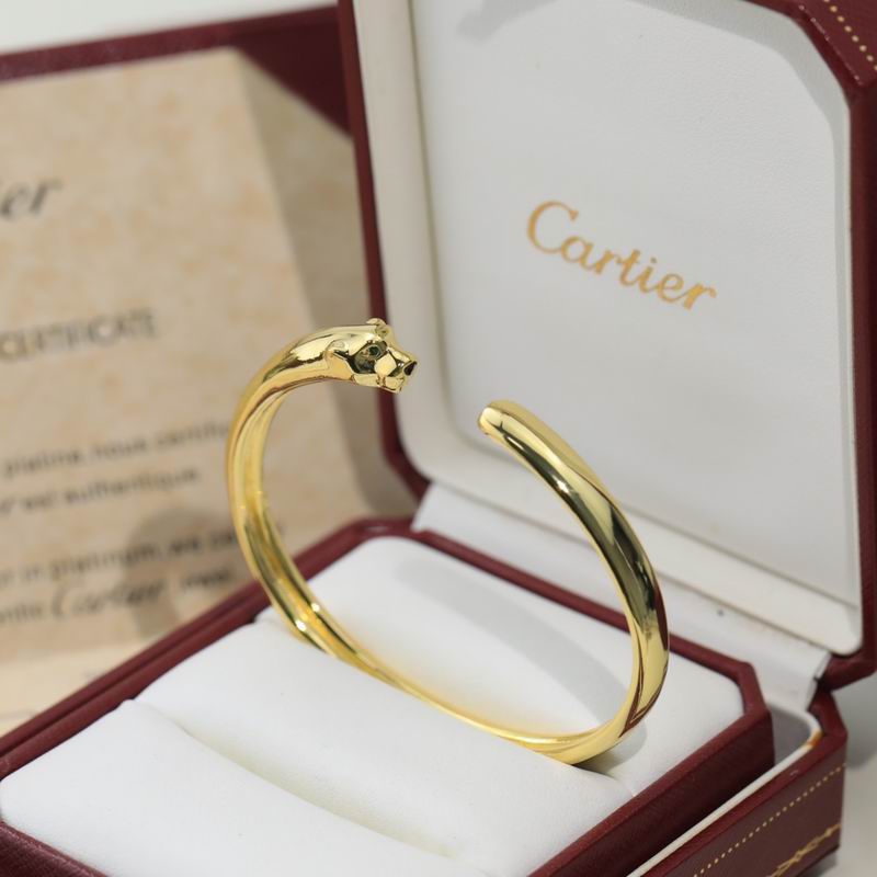 Cartier bracelet 01lyx54 (9)