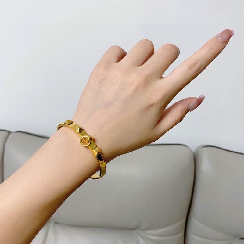 Cartier bracelet 03lyx59 (9)