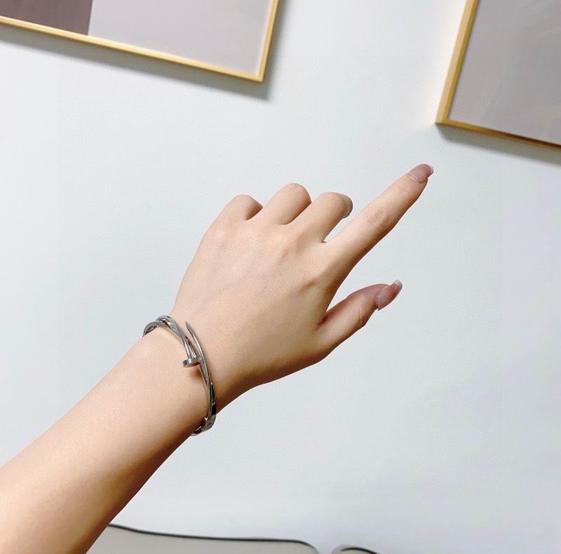 Cartier bracelet 03lyx79 (9)