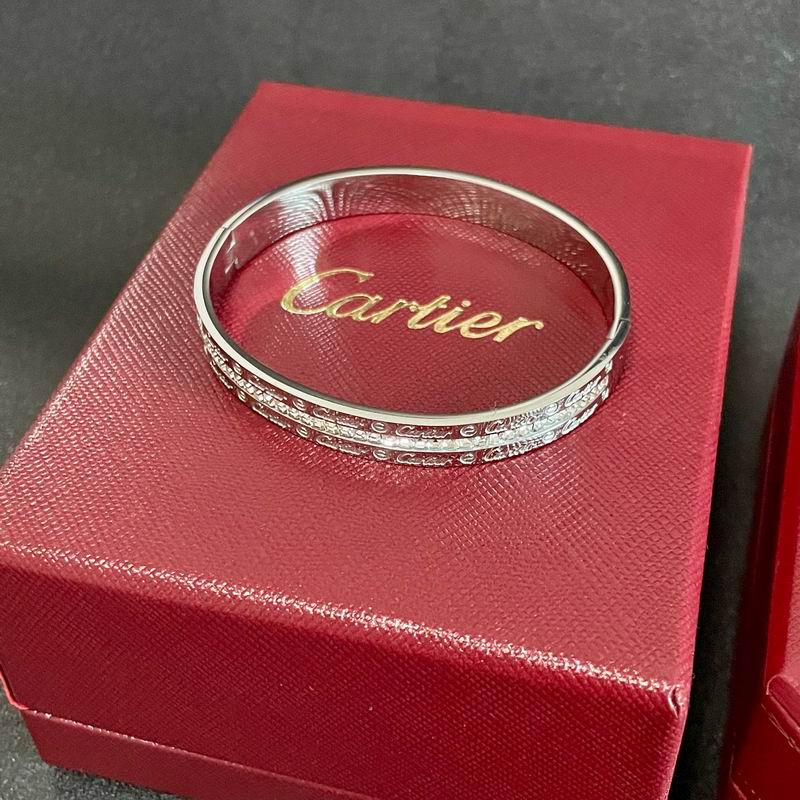 Cartier bracelet 06yxh10 (1)
