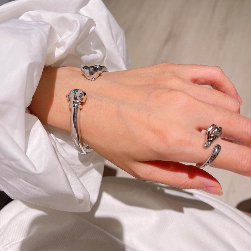 Cartier bracelet 05yxh07 (1)