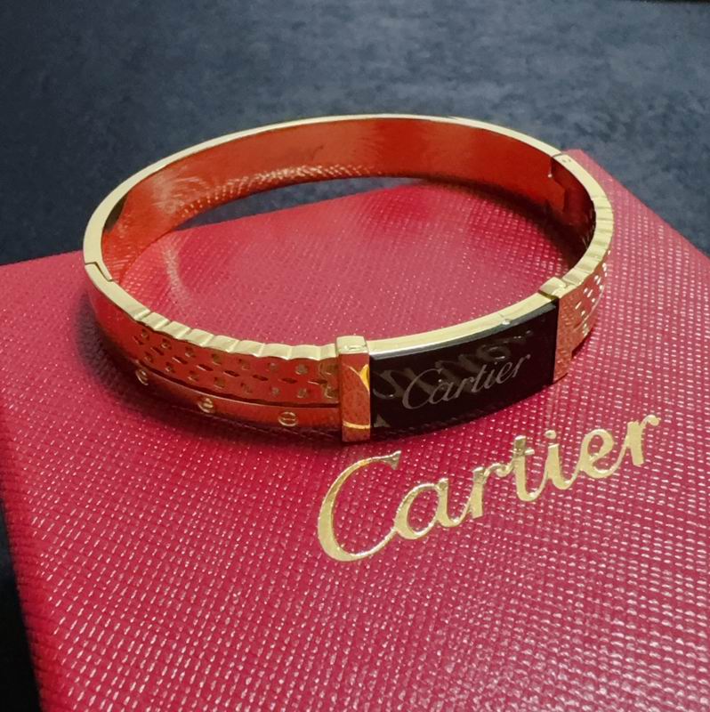 Cartier bracelet 05yxh09 (1)