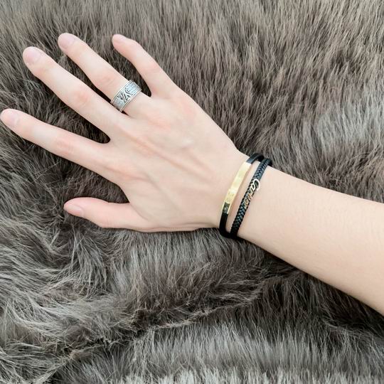 Cartier bracelet 11lyh207 (1)