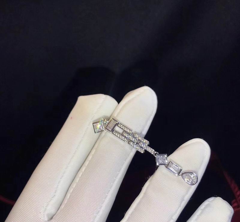 Cartier earring 05lyx77 (7)