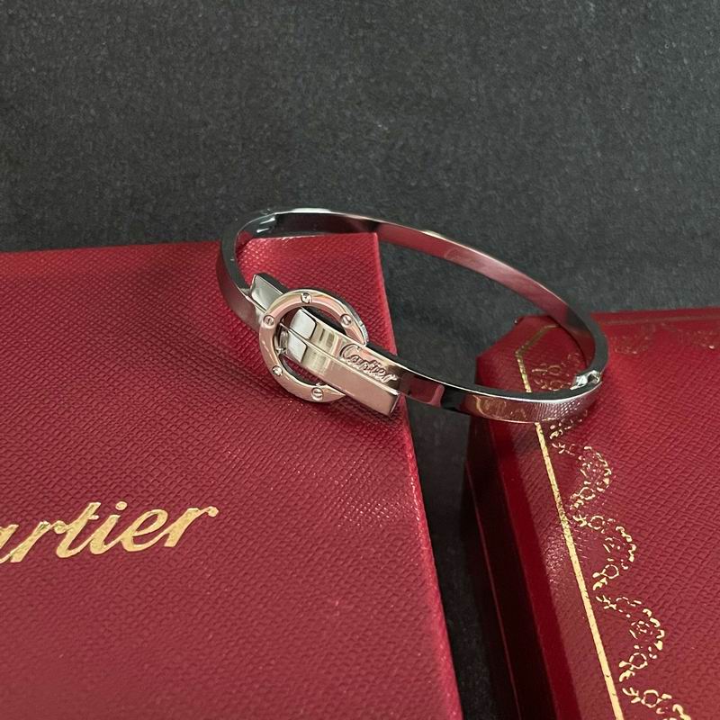 Cartier bracelet 06yxh11 (1)