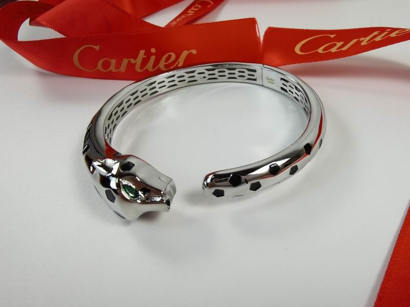 Cartier bracelet 11lyx30 (9)