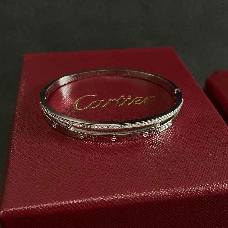 Cartier bracelet 05yxh08 (1)