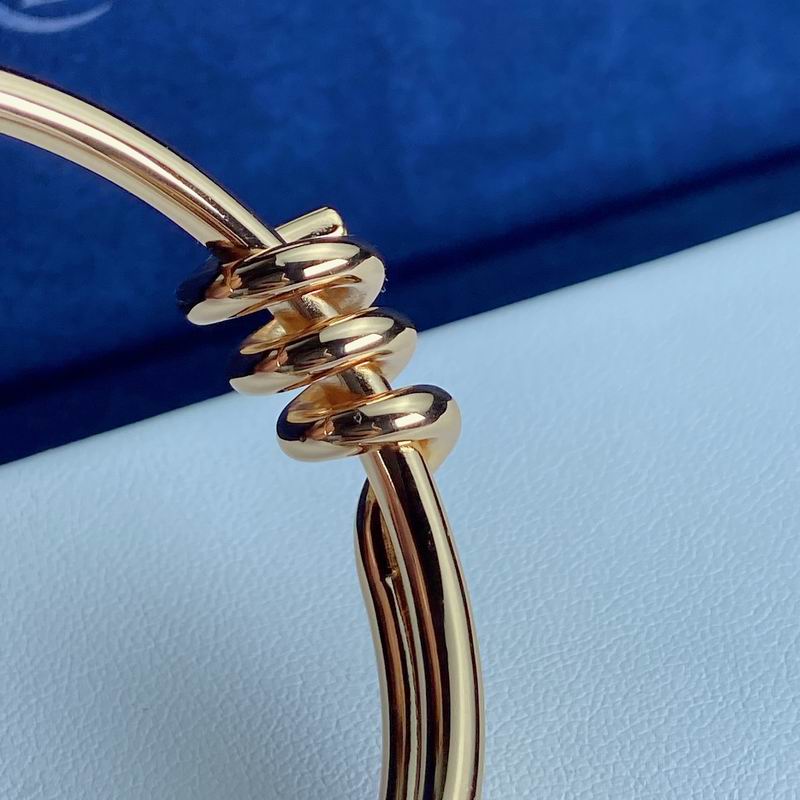 Cartier bracelet 03lyx88 (9)