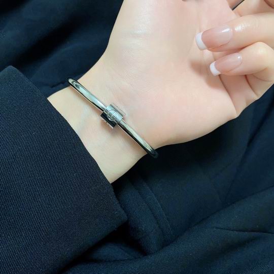 Cartier bracelet 11lyh158 (1)