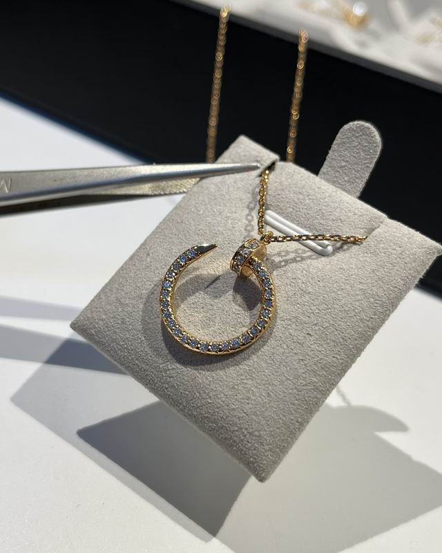 Cartier necklace 12lyx32 (10)
