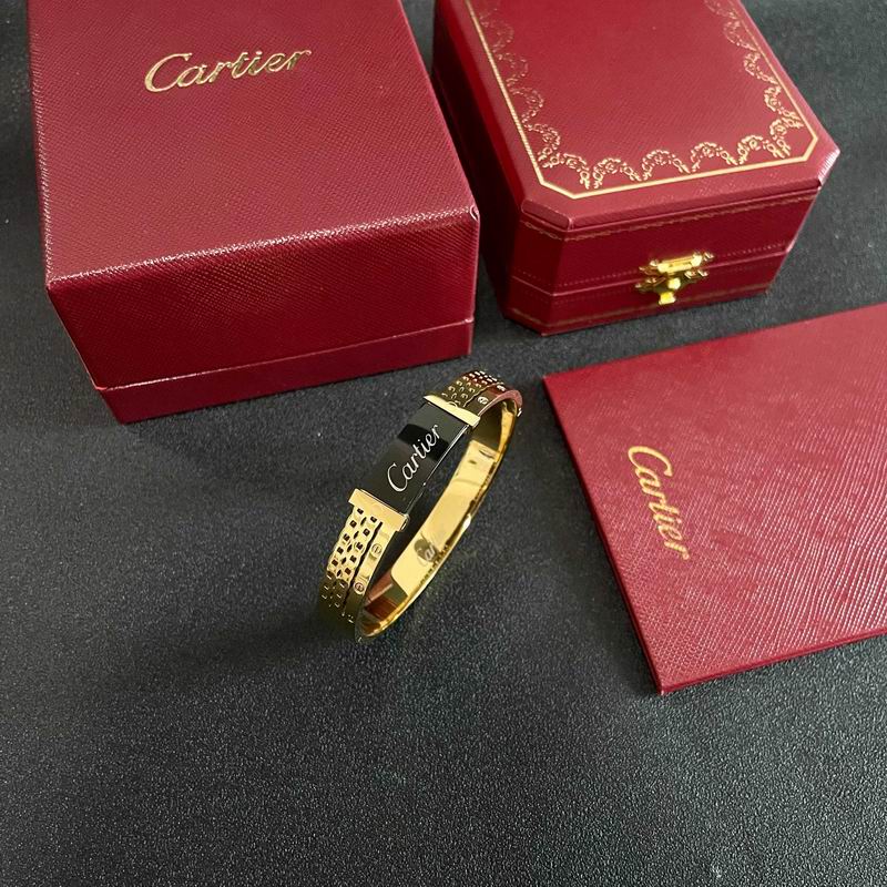 Cartier bracelet 06yxh08 (1)
