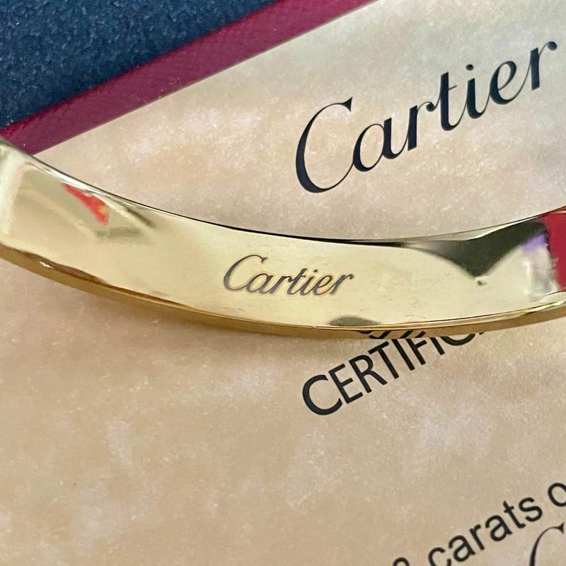 Cartier bracelet 06yxh08 (1)