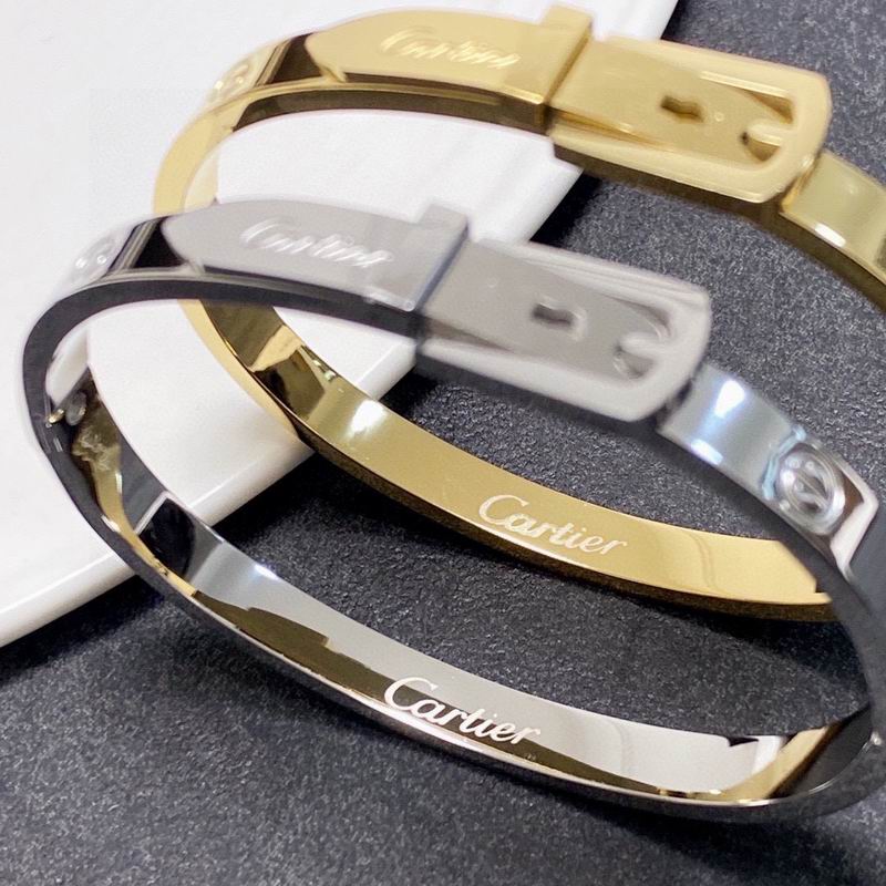 Cartier bracelet 10lyx10 (9)