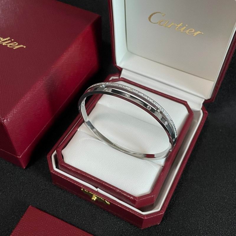 Cartier bracelet 05yxh08 (1)