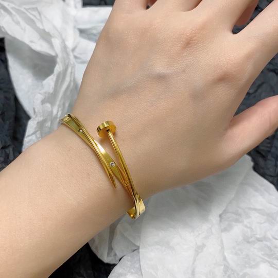 Cartier bracelet 11lyh161 (1)