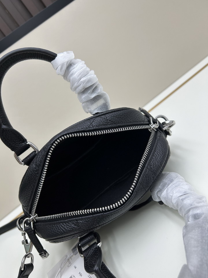 Dior 1683 20 5x13x5cm ss2_1