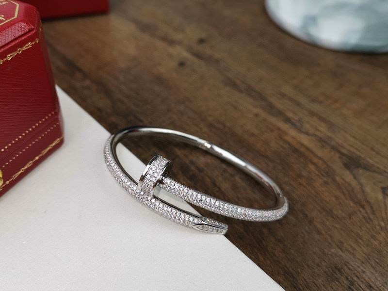 Cartier bracelet 01lyx57 (9)