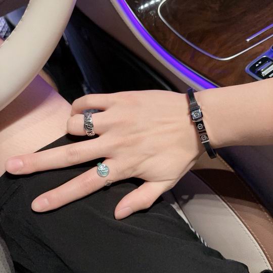 Cartier bracelet 11lyh173 (1)