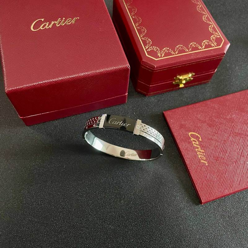 Cartier bracelet 06yxh08 (1)