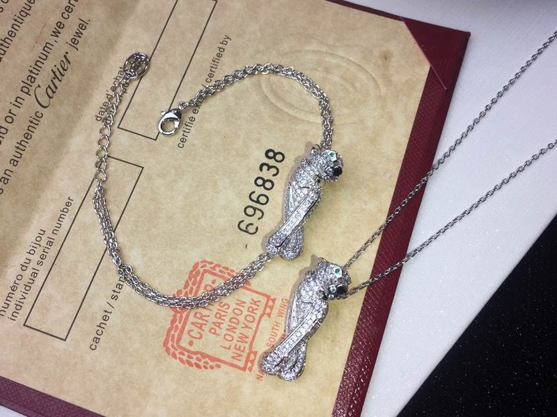 Cartier necklace 03lyx49 (9)