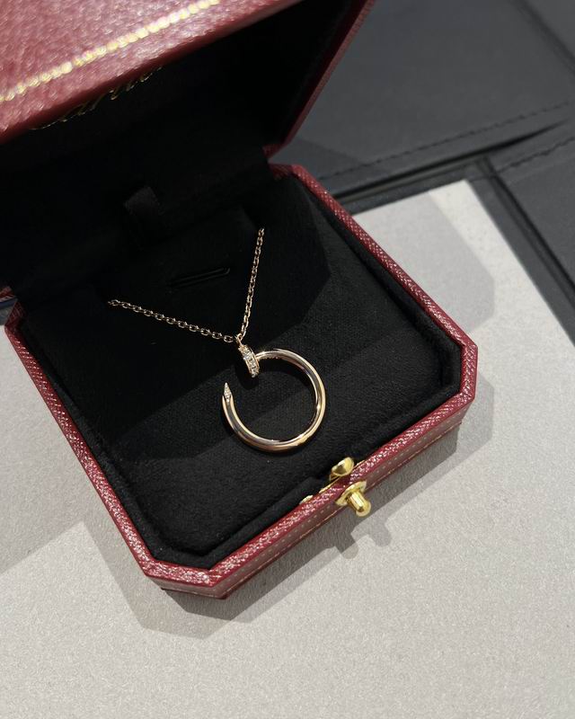 Cartier necklace 12lyx33 (18)