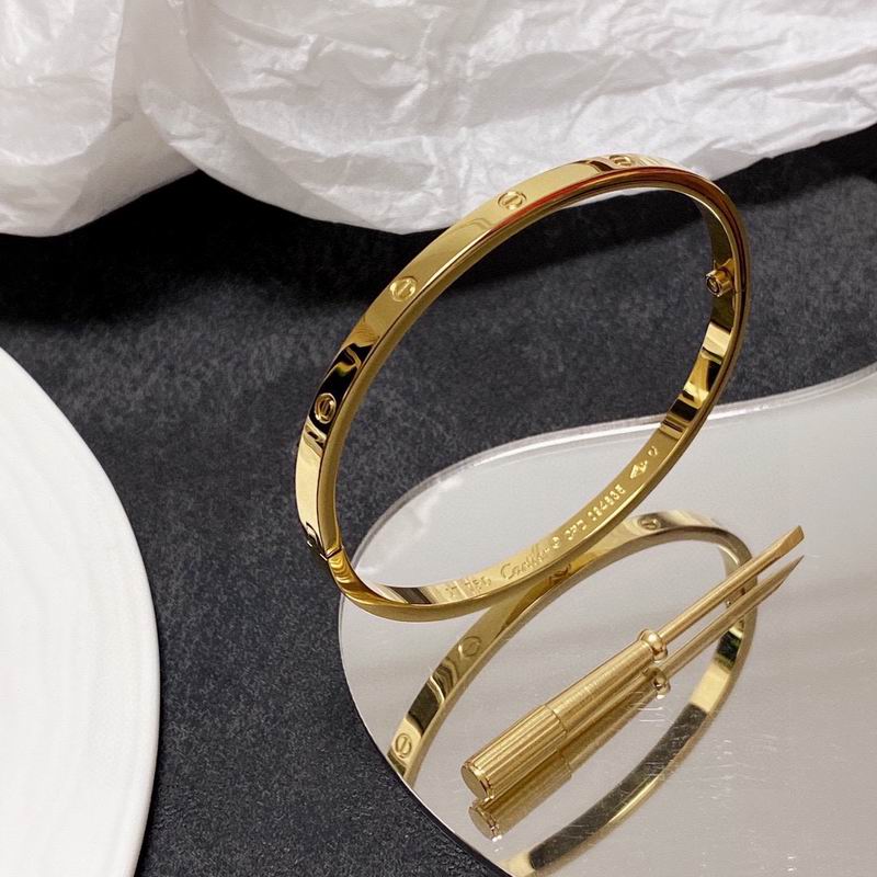 Cartier bracelet 03lyx60 (9)