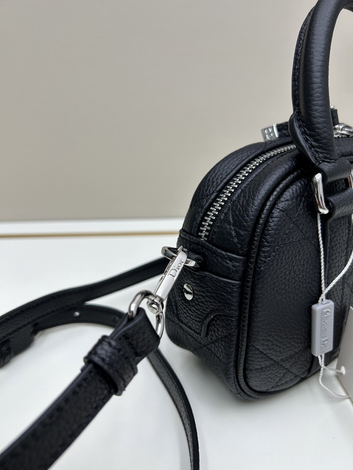 Dior 1683 20 5x13x5cm ss2_1
