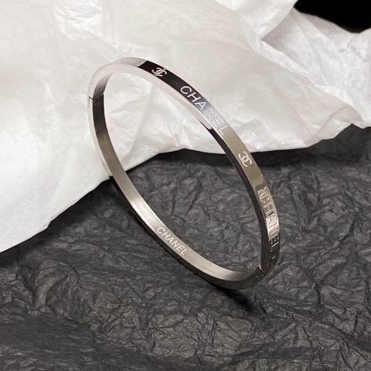 Chanel bracelet 11lyh122 (1)